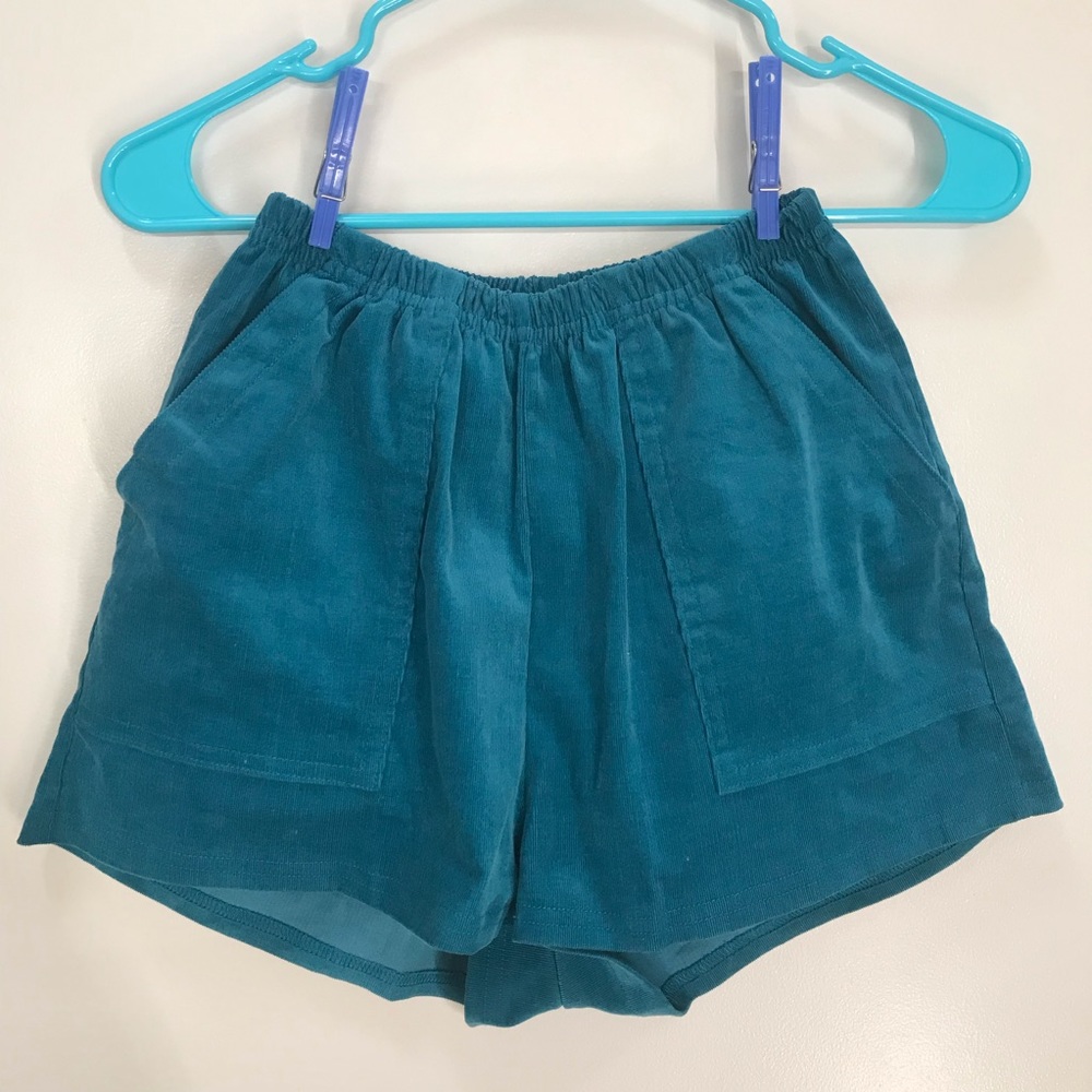 NWOT Urban Renewal Corduroy Short